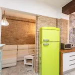 Guesthouse Apartment Seville La Flamenka