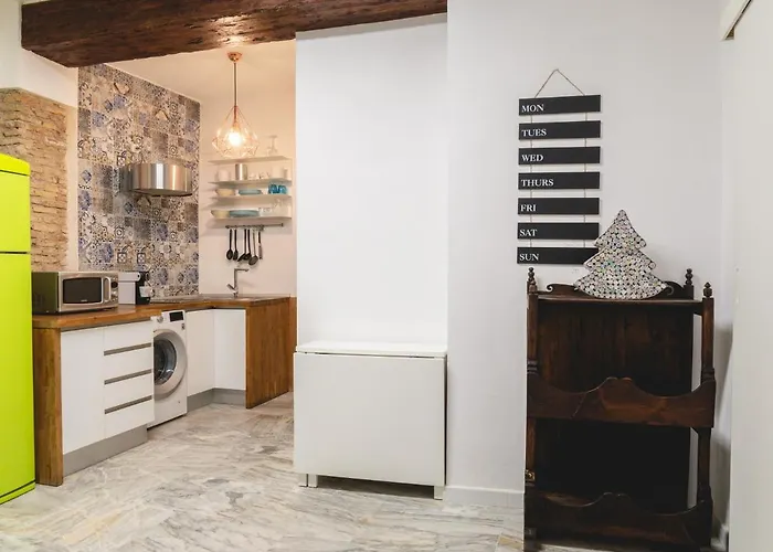 Guesthouse Apartment Seville La Flamenka