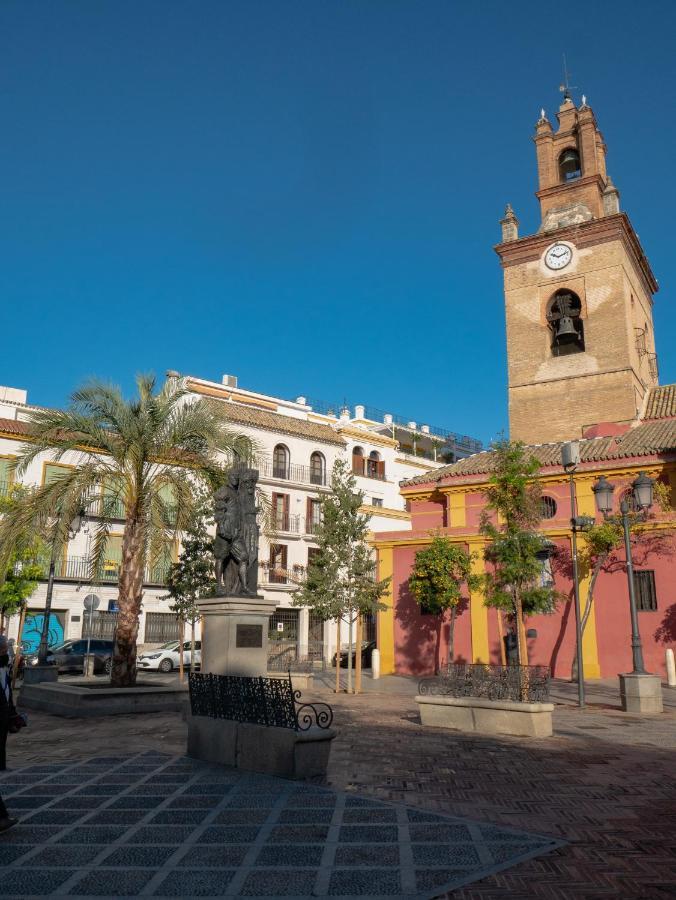 In Alameda De Hercules San Lorenzo * Sevilla